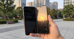 Samsung to Get Jump on Apple’s First Foldable With New Phones in July